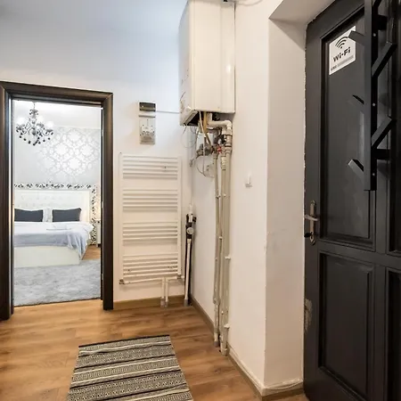 Black Rose Apartment