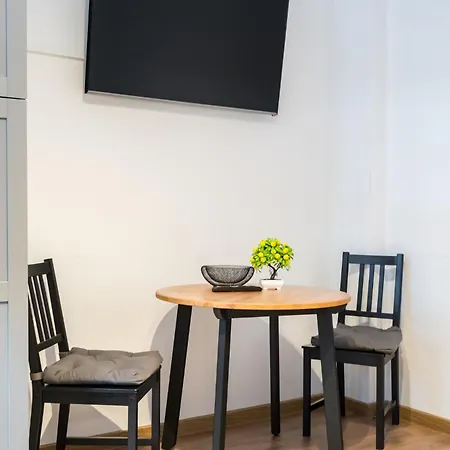 Black Rose Apartment