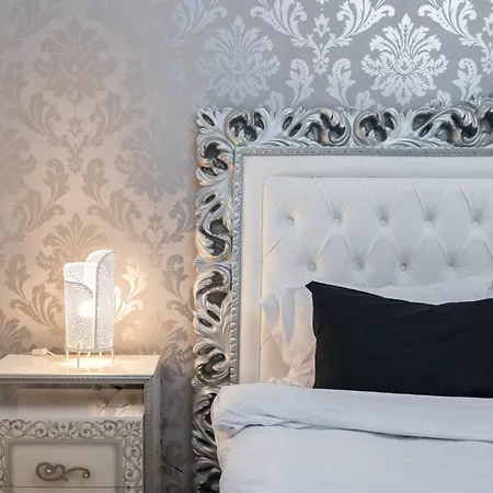 Black Rose Apartment Bucharest