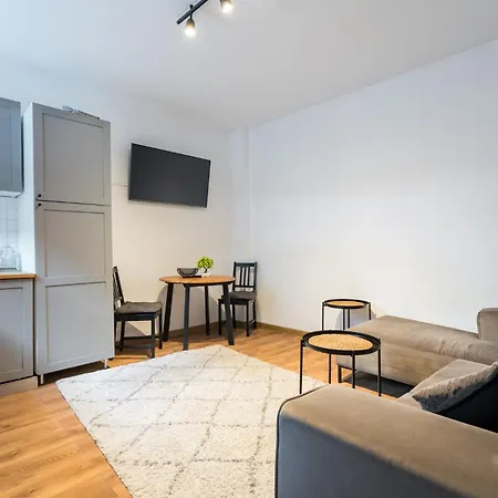 Apartment Black Rose